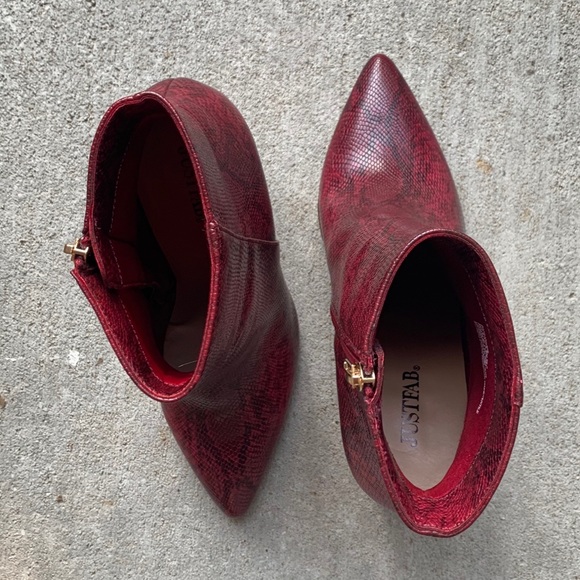 JustFab Red/Burgundy Snake Print Booties - Picture 2 of 4